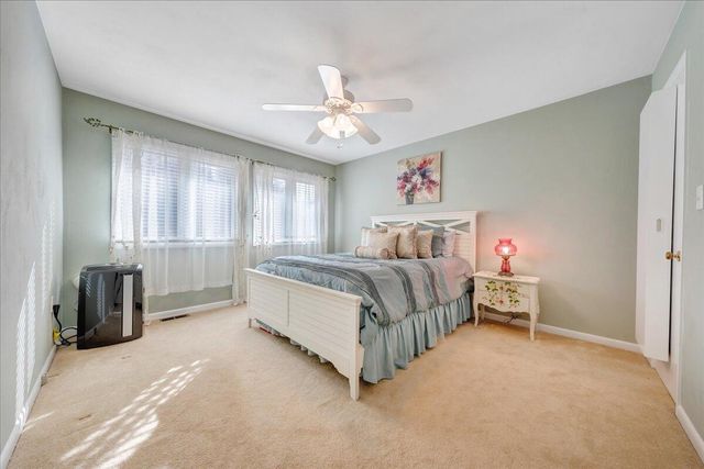 287 Waterside DR, Moneta, VA 24121