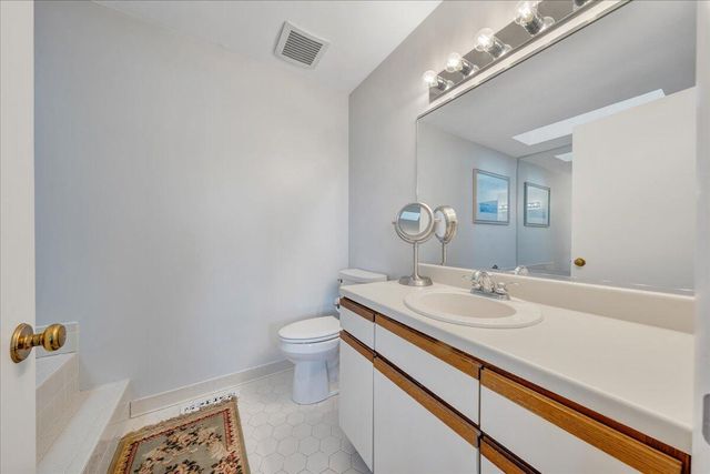 287 Waterside DR, Moneta, VA 24121