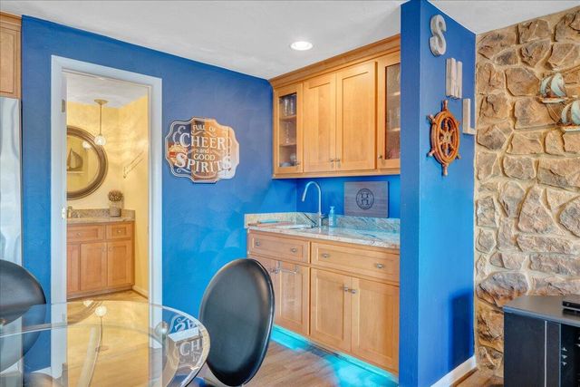 287 Waterside DR, Moneta, VA 24121