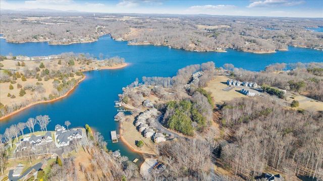 287 Waterside DR, Moneta, VA 24121