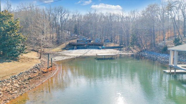 287 Waterside DR, Moneta, VA 24121