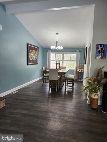 811 S GLENWOOD ST, Allentown, PA 18103