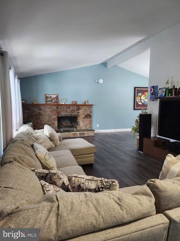 811 S GLENWOOD ST, Allentown, PA 18103