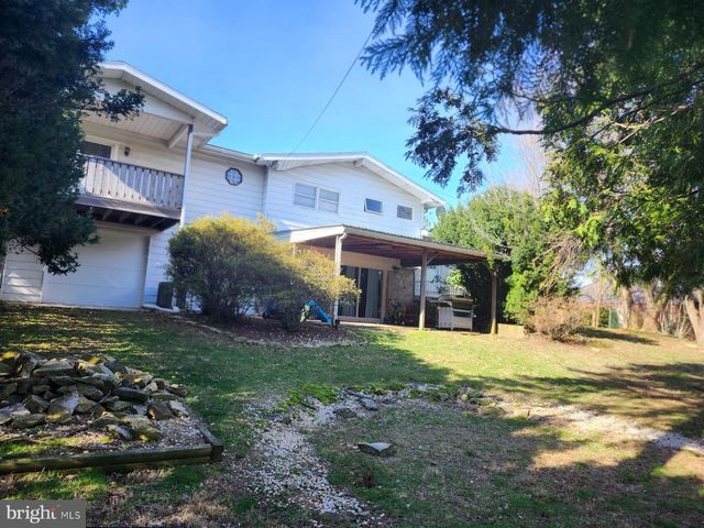 811 S GLENWOOD ST, Allentown, PA 18103