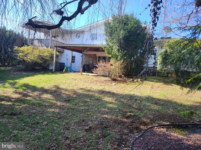 811 S GLENWOOD ST, Allentown, PA 18103