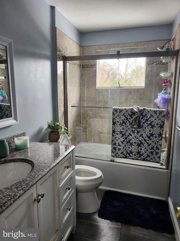 811 S GLENWOOD ST, Allentown, PA 18103