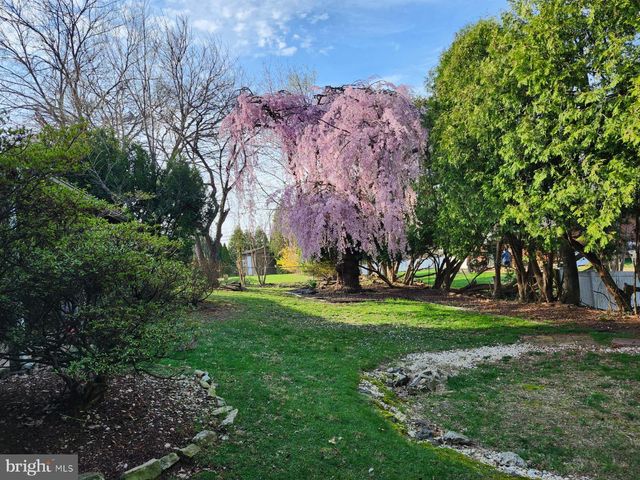 811 S GLENWOOD ST, Allentown, PA 18103