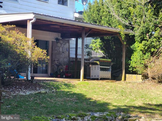 811 S GLENWOOD ST, Allentown, PA 18103