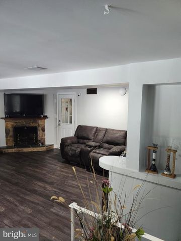 811 S GLENWOOD ST, Allentown, PA 18103