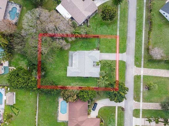 280 Sulky Way, Wellington, FL 33414