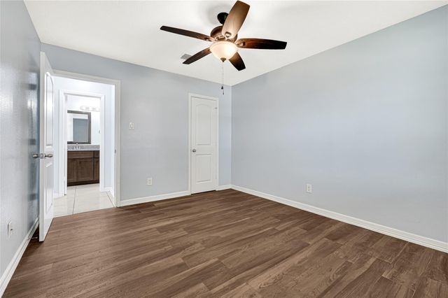 10507 Kirkhall Drive, Houston, TX 77089