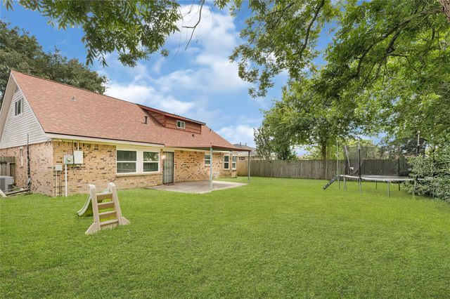 10507 Kirkhall Drive, Houston, TX 77089