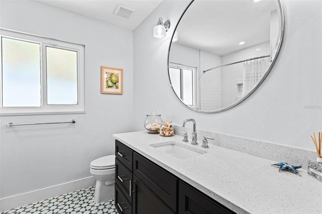 801 EDGEMERE LANE, Sarasota, FL 34242