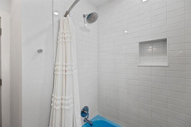 801 EDGEMERE LANE, Sarasota, FL 34242
