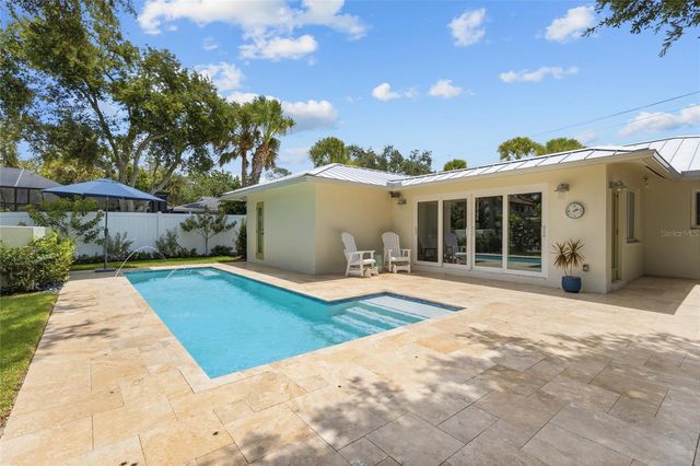 801 EDGEMERE LANE, Sarasota, FL 34242
