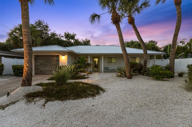 801 EDGEMERE LANE, Sarasota, FL 34242