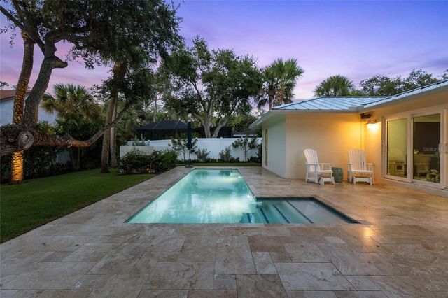 801 EDGEMERE LANE, Sarasota, FL 34242