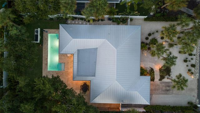 801 EDGEMERE LANE, Sarasota, FL 34242