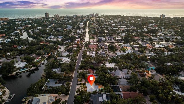 801 EDGEMERE LANE, Sarasota, FL 34242