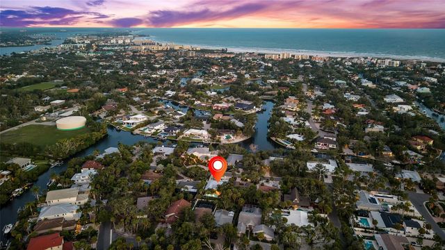 801 EDGEMERE LANE, Sarasota, FL 34242