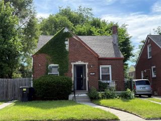 17562 Mansfield Street, Detroit, MI 48235