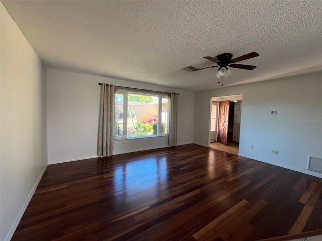 11177 BELLA LOMA DRIVE, Largo, FL 33774