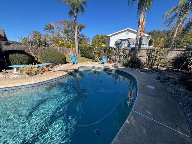 11177 BELLA LOMA DRIVE, Largo, FL 33774