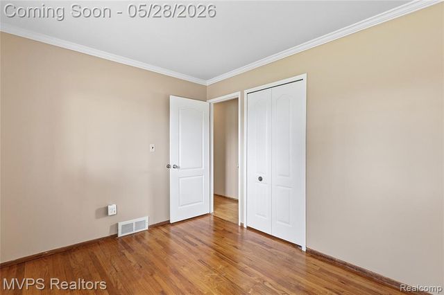 37145 Alper Drive, Sterling Heights, MI 48312