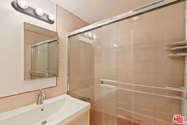 3242 Dos Palos Drive, Los Angeles, CA 90068