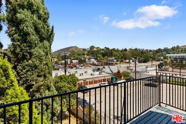 3242 Dos Palos Drive, Los Angeles, CA 90068