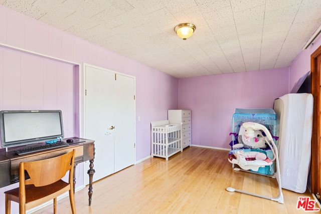 3242 Dos Palos Drive, Los Angeles, CA 90068