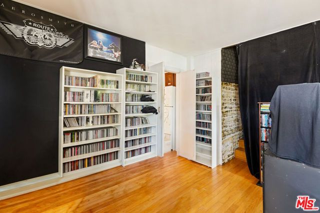 3242 Dos Palos Drive, Los Angeles, CA 90068