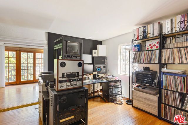 3242 Dos Palos Drive, Los Angeles, CA 90068