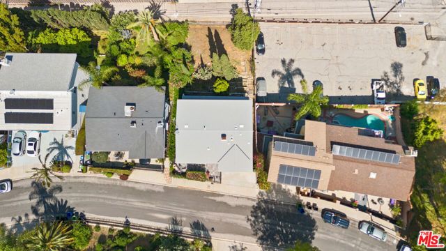 3242 Dos Palos Drive, Los Angeles, CA 90068