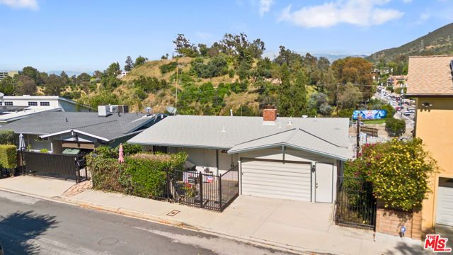 3242 Dos Palos Drive, Los Angeles, CA 90068