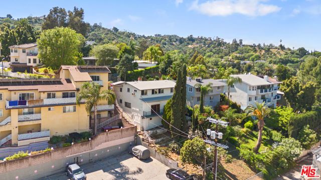 3242 Dos Palos Drive, Los Angeles, CA 90068