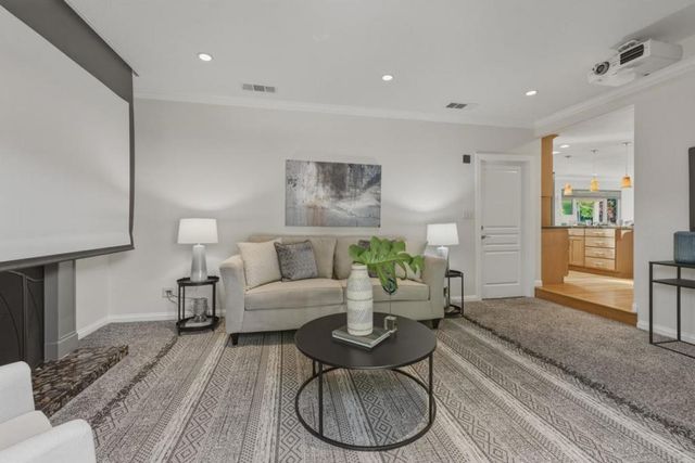 6235 Tillamook, San Jose, CA 95123