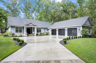 14 Links Dr, Okatie, SC 29909