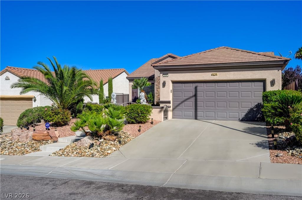 2094 Sawtooth Mountain Drive, Henderson, NV 89044 — photo 2