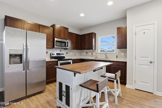 104 Timberline Oak Drive, Goldsboro, NC 27534