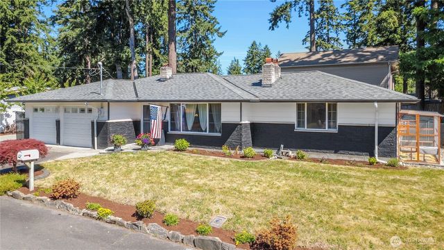 7913 Westshore Dr Drive SW, Lakewood, WA 98498