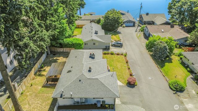 7913 Westshore Dr Drive SW, Lakewood, WA 98498