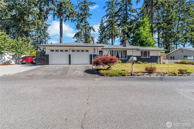 7913 Westshore Dr Drive SW, Lakewood, WA 98498