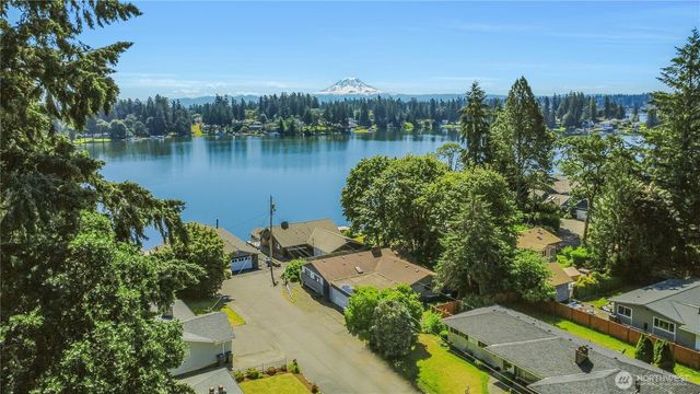 7913 Westshore Dr Drive SW, Lakewood, WA 98498