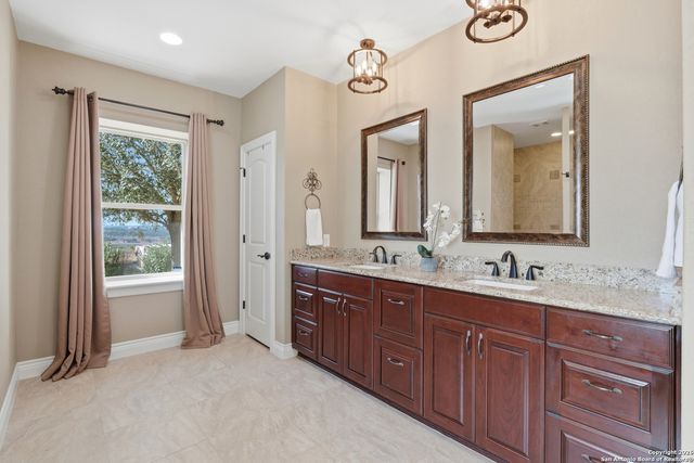 1030 Mystic Pkwy, Spring Branch, TX 78070