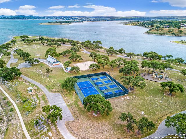 1030 Mystic Pkwy, Spring Branch, TX 78070