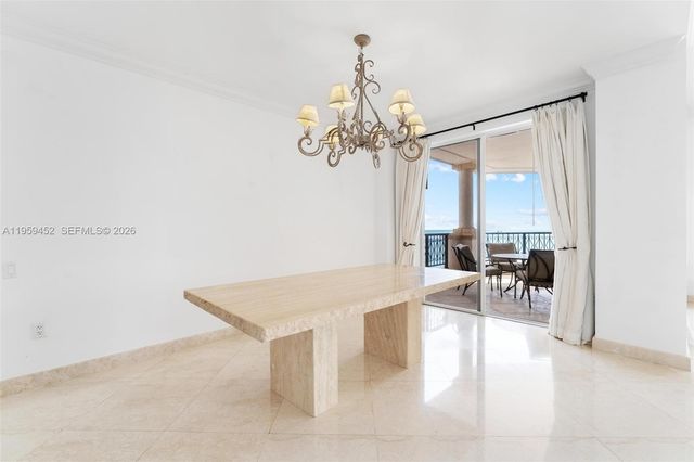 7600 N Fisher Island Drive 7662, Miami Beach, FL 33109