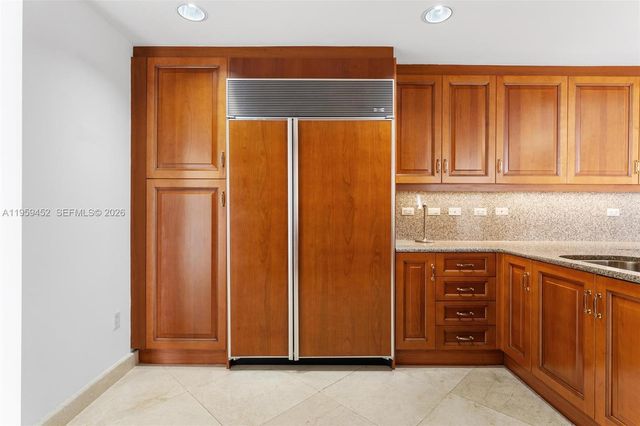 7600 N Fisher Island Drive 7662, Miami Beach, FL 33109