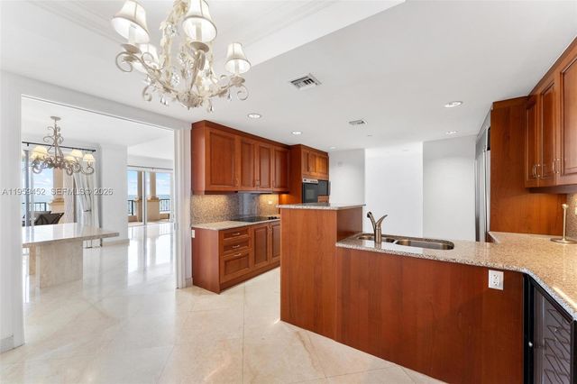 7600 N Fisher Island Drive 7662, Miami Beach, FL 33109