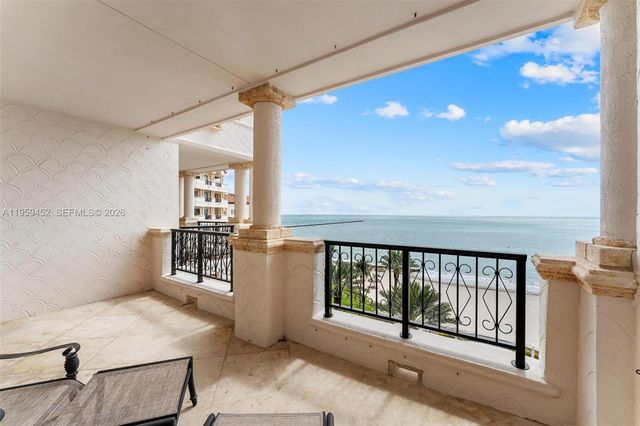 7600 N Fisher Island Drive 7662, Miami Beach, FL 33109